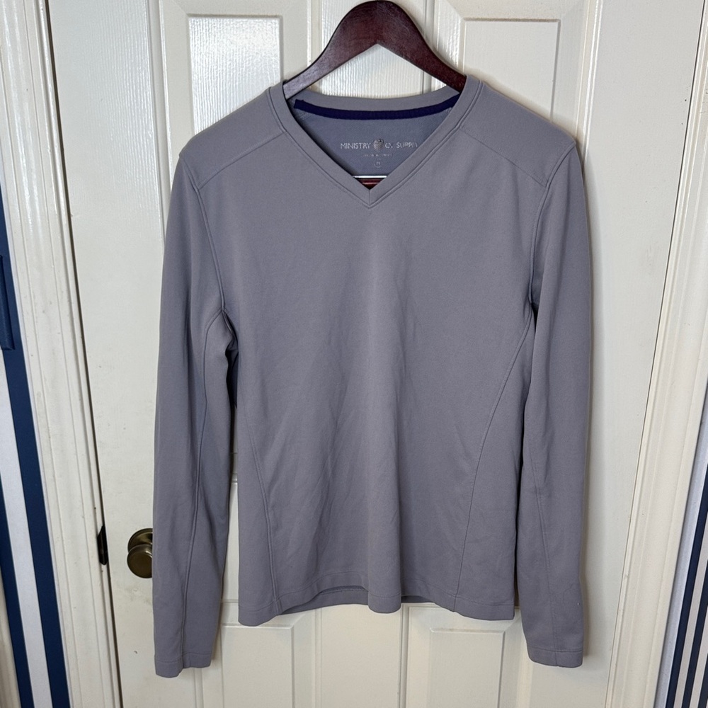 Gray V-Neck Long Sleeve Shirt